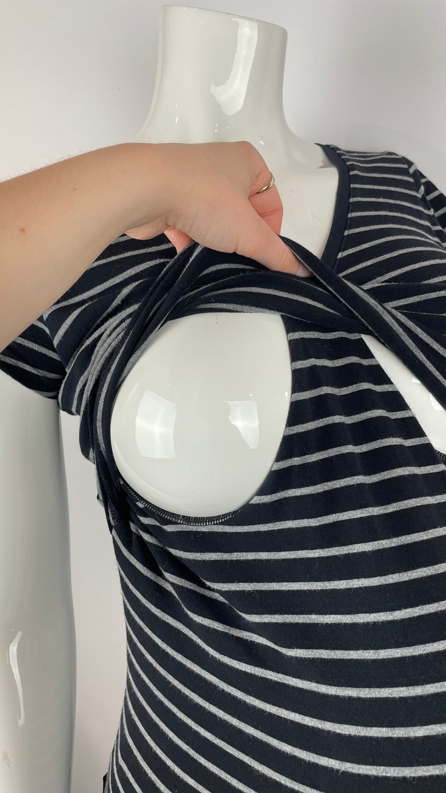 SMALL - T-shirt d'allaitement Thyme Maternité
