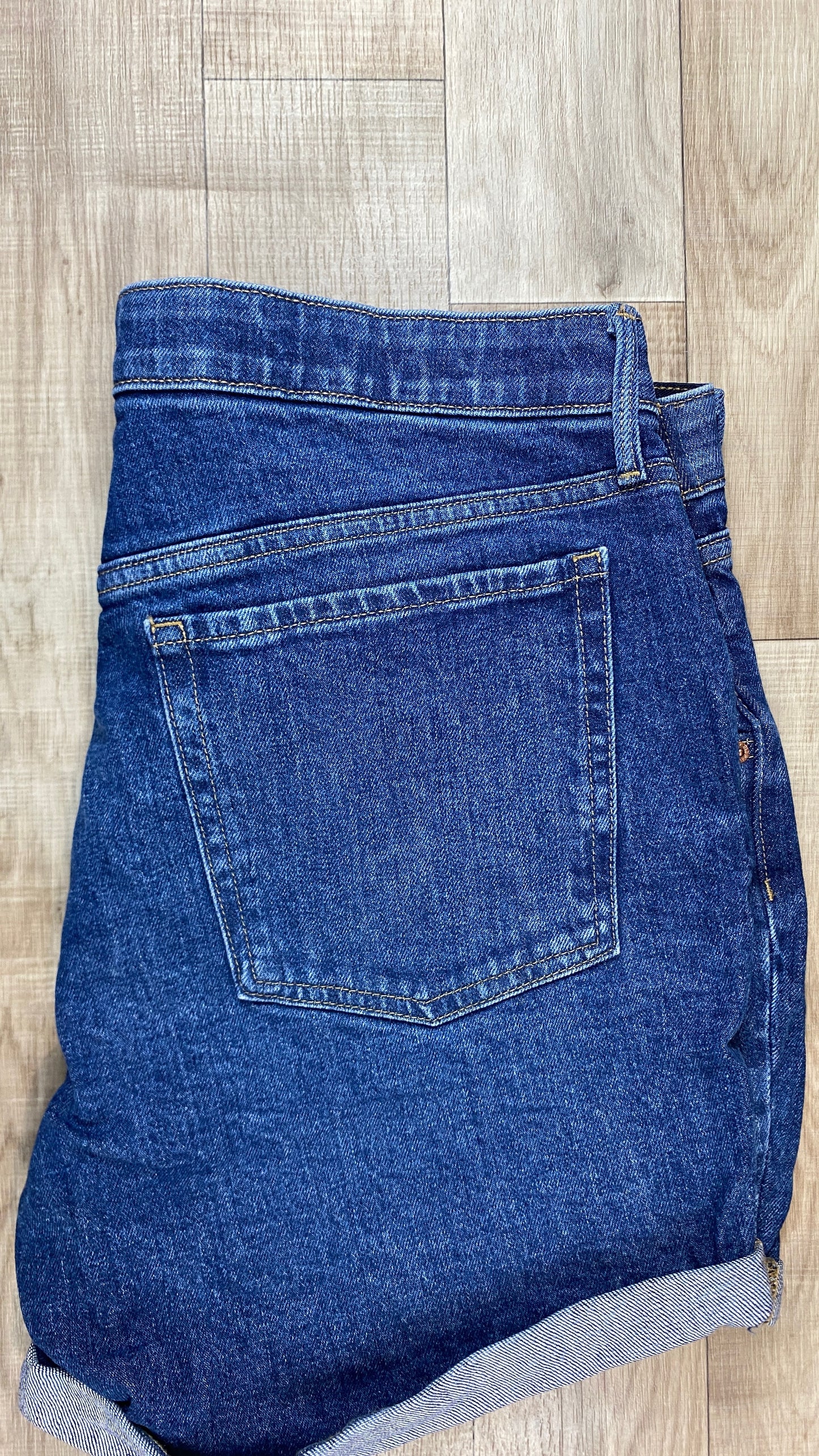 Taille 14 - Short Old Navy (NEUVE)