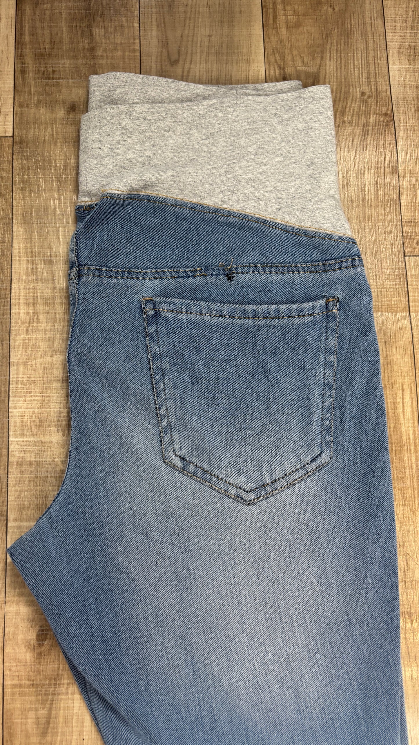 MEDIUM - Jeans Paisley Sky