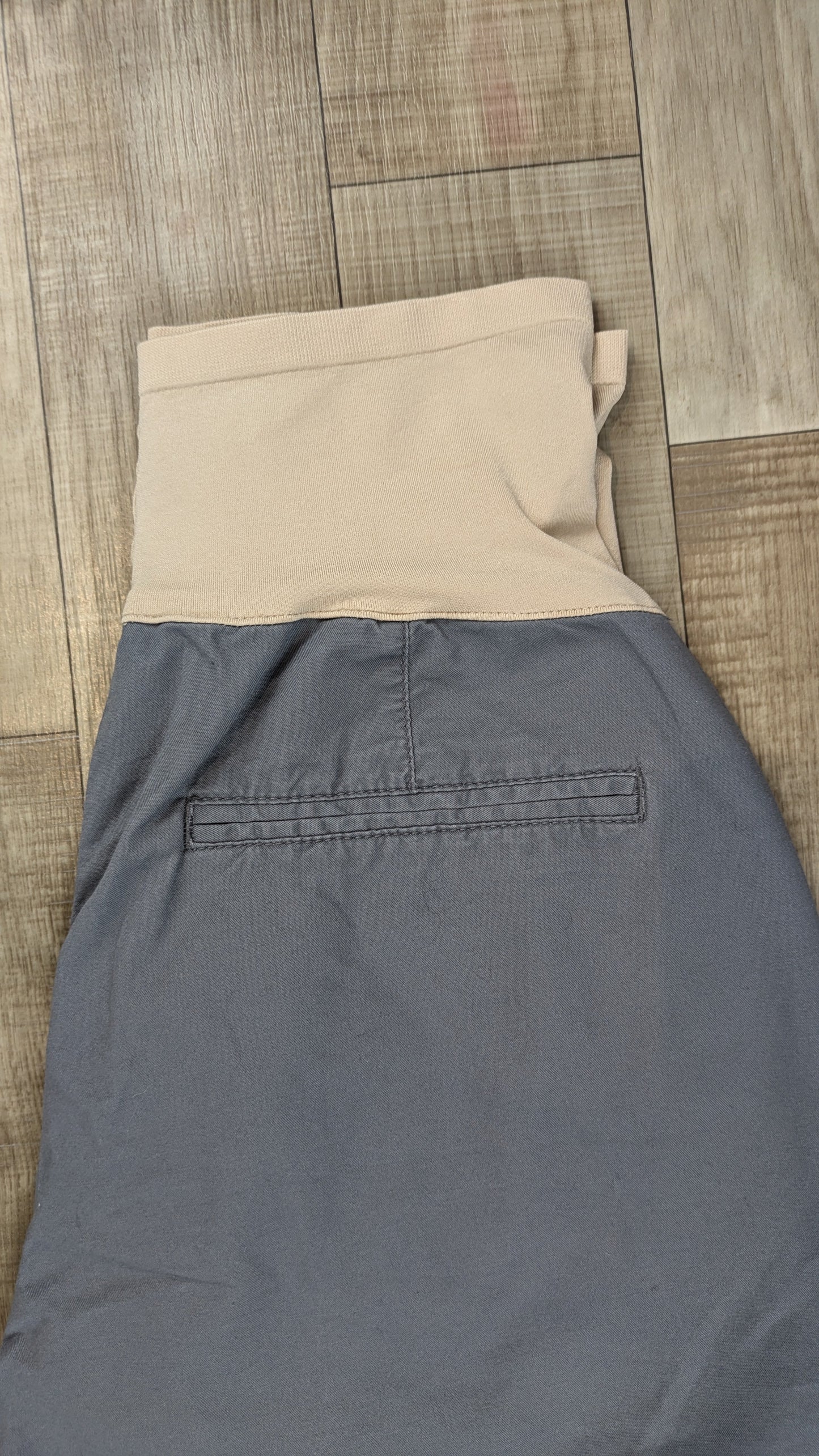 TAILLE 8 - Short Old Navy