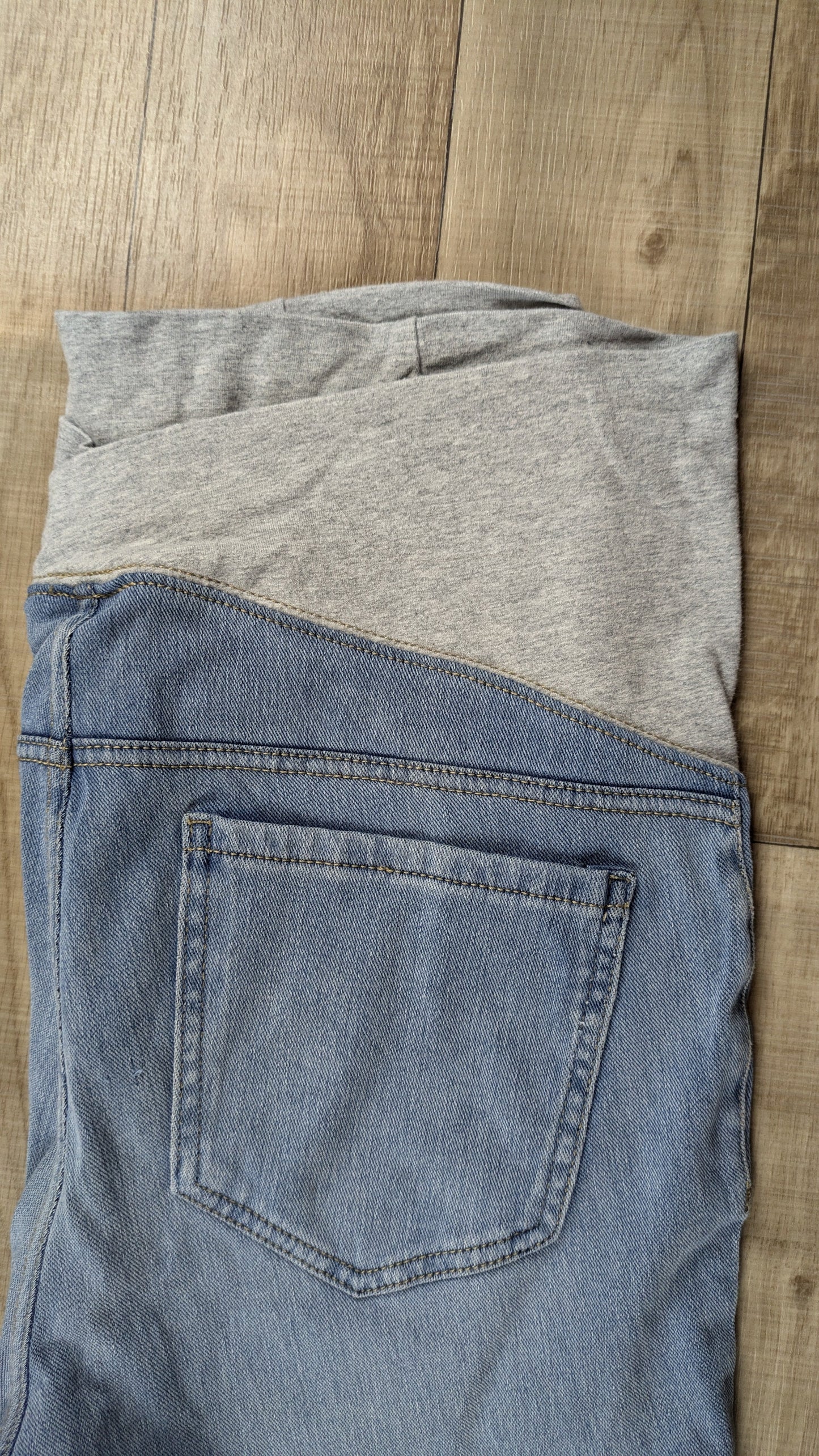 MEDIUM - Short Paisley Sky