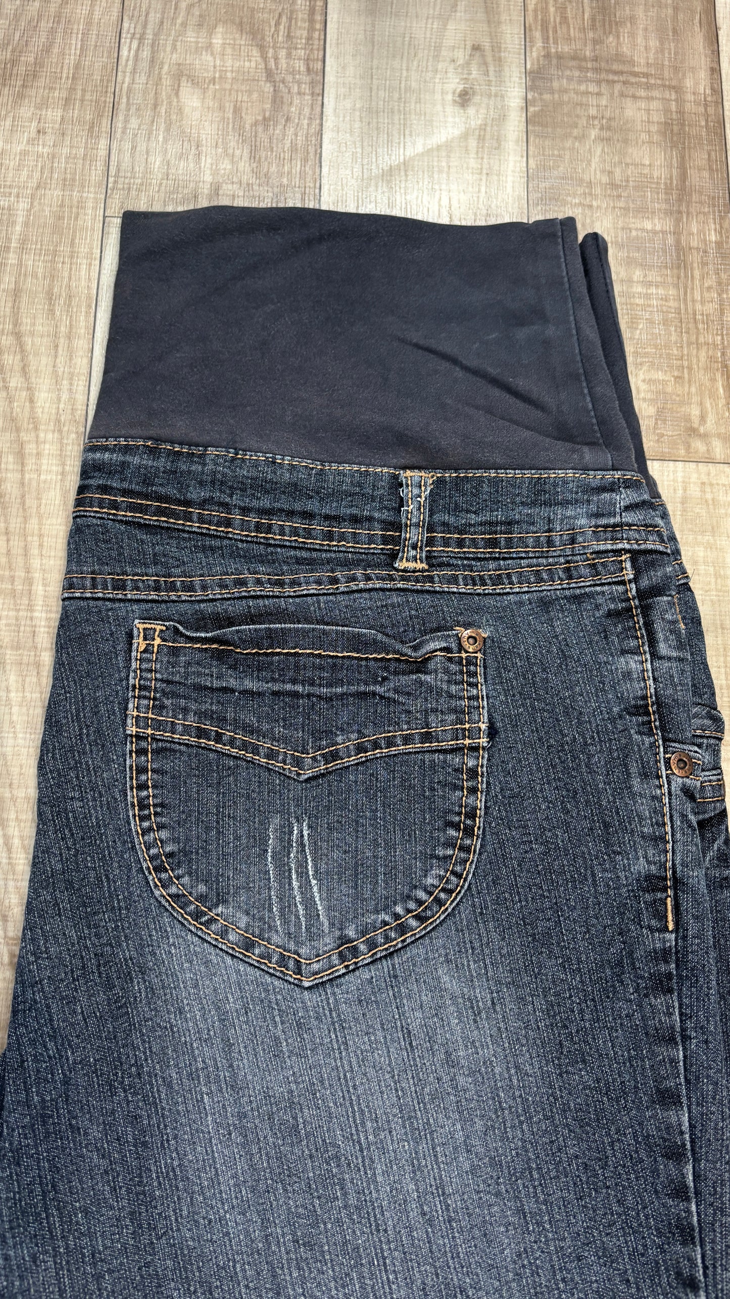 XLARGE - Short 3/4 Thyme Maternité