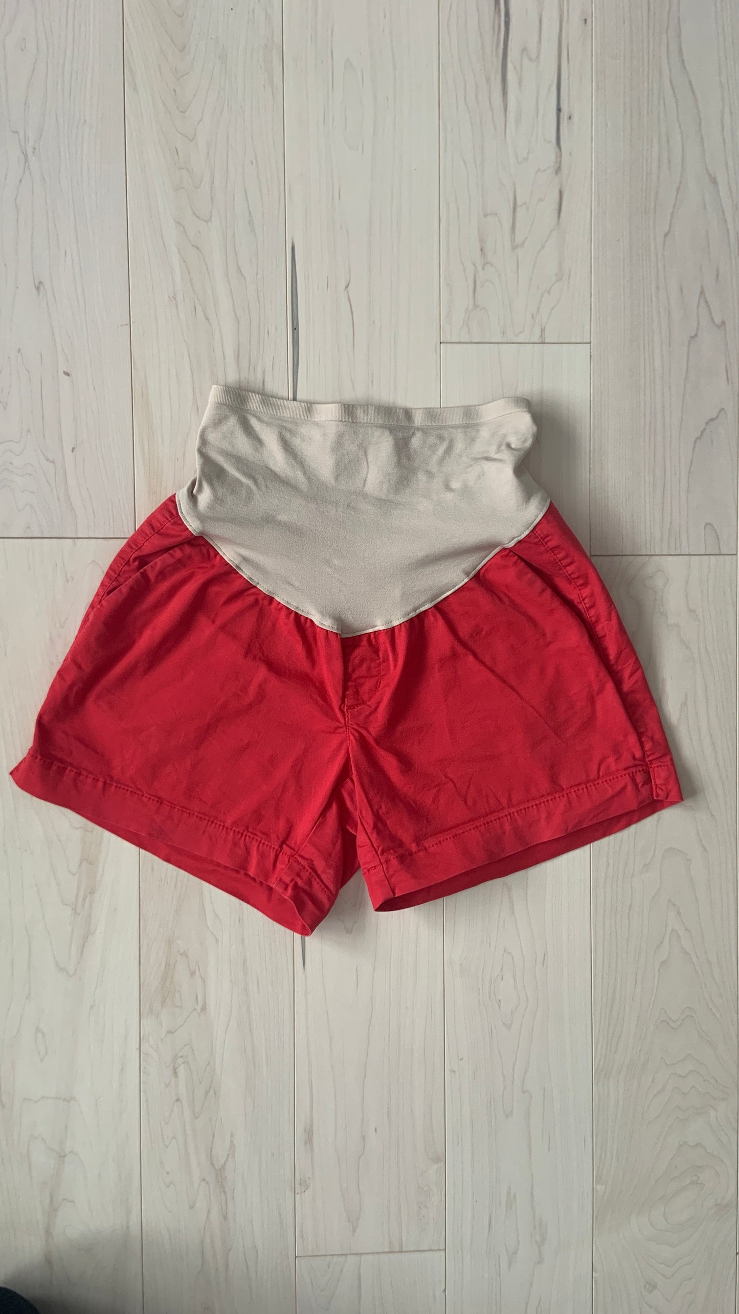 TAILLE 4 - Short Old Navy